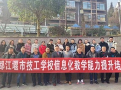 一“明”驚人，想清楚、說明白——公眾演講實戰(zhàn)訓練營