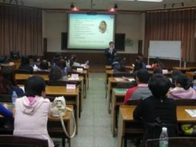 邁向職場，實現夢想——新員工入職成長寶典