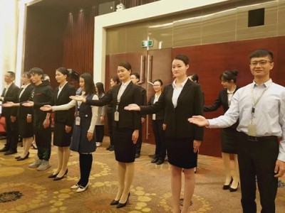 服務(wù)傳遞溫度，禮儀提升績效