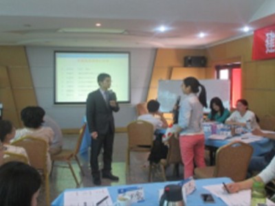 半年紅，紅全年——農(nóng)商行巧吸金，盤存量