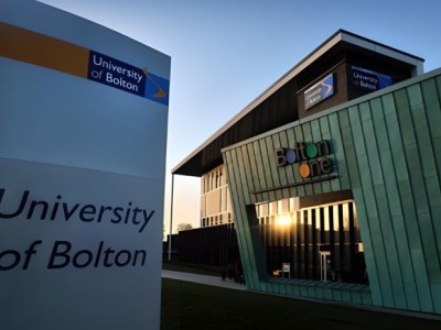 浙江傳媒學院與英國博爾頓大學合作舉辦視覺傳媒碩士學位教育項目