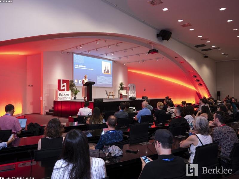 雪蘭多大學(xué)組織領(lǐng)導(dǎo)力博士：汽車行業(yè)高管推動(dòng)產(chǎn)業(yè)升級(jí) 配圖2