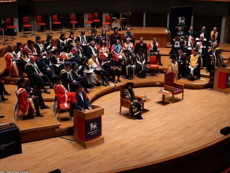 胡安卡洛斯國王大學(xué) DBA 博士適合連鎖企業(yè)高管嗎？ 配圖3