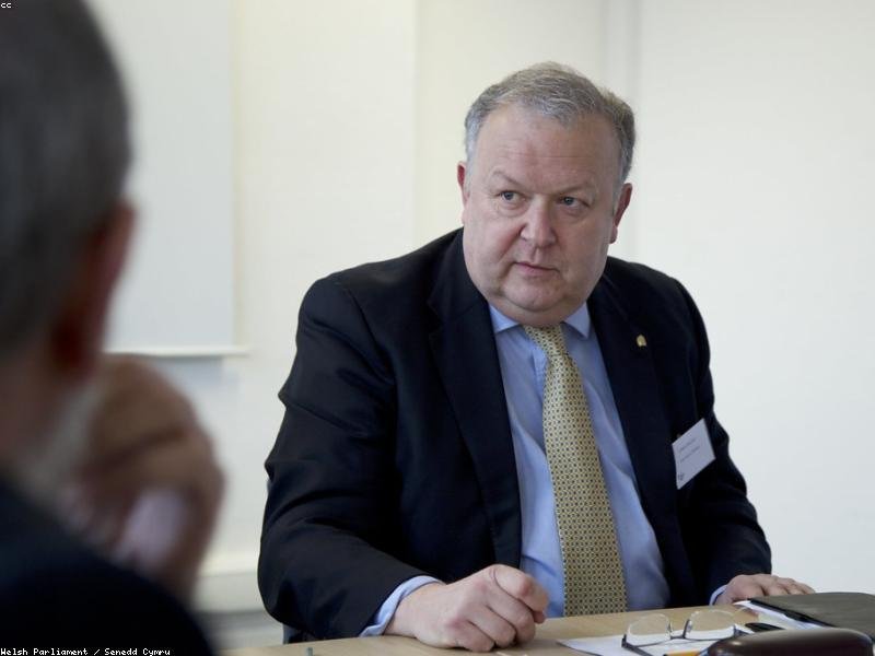 高層管理培訓(xùn)與中層培訓(xùn)區(qū)別？核心差異 配圖2