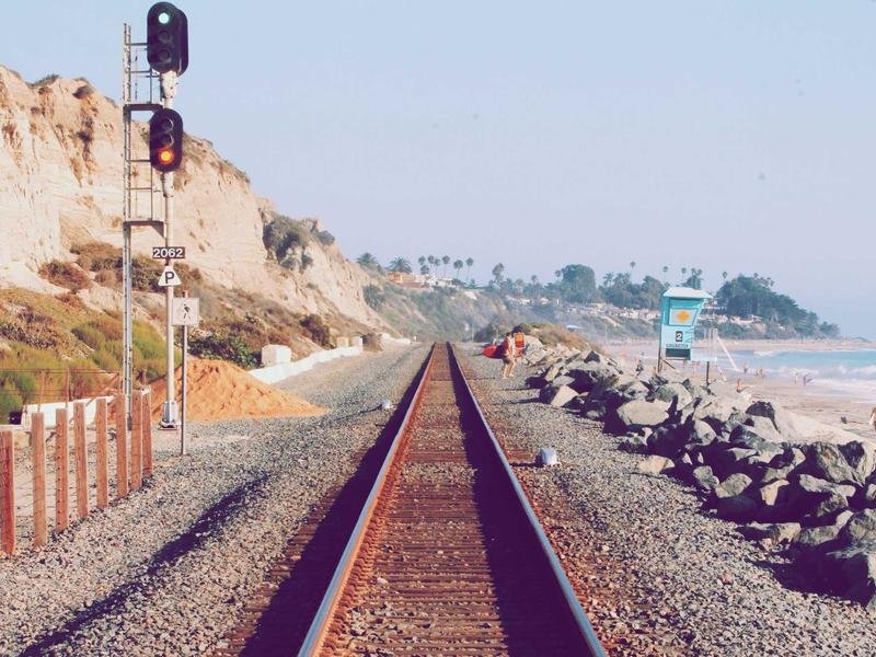 美國(guó)雪蘭多大學(xué)碩士?？瓶蓤?bào)低門檻入學(xué) 配圖3