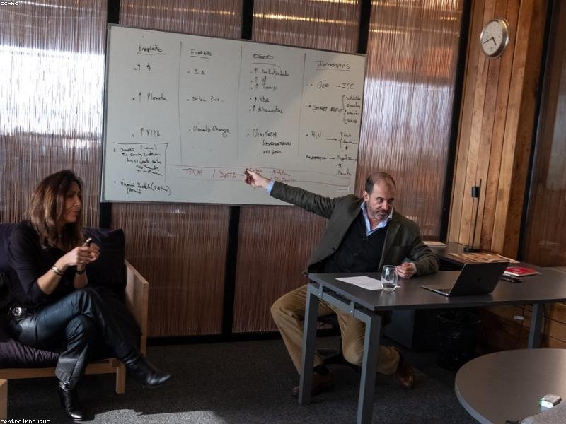 民辦商學(xué)院 EMBA 學(xué)費(fèi)為什么普遍更高？ 配圖2