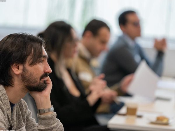 瑞士 UMEF 大學(xué) MBA 線上線下靈活授課模式 配圖1