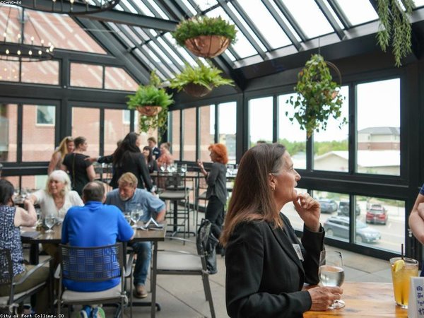 讀 EMBA 能跨界轉(zhuǎn)型嗎？轉(zhuǎn)行案例分享 配圖2