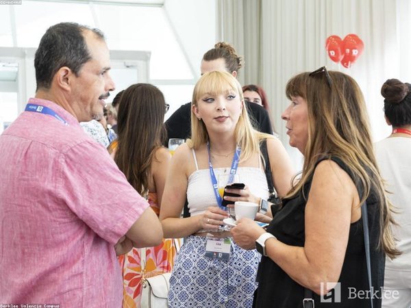 海外 DBA 需要出國學(xué)習(xí)嗎？線上線下怎么安排？ 配圖2