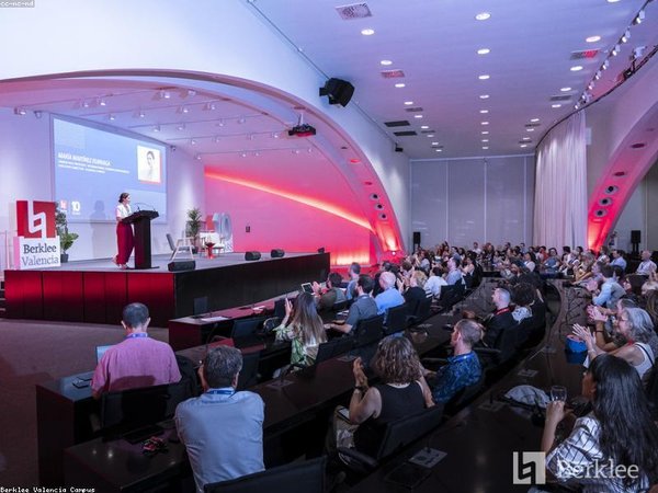 雪蘭多大學博士有內(nèi)部學習資料嗎？ 配圖3