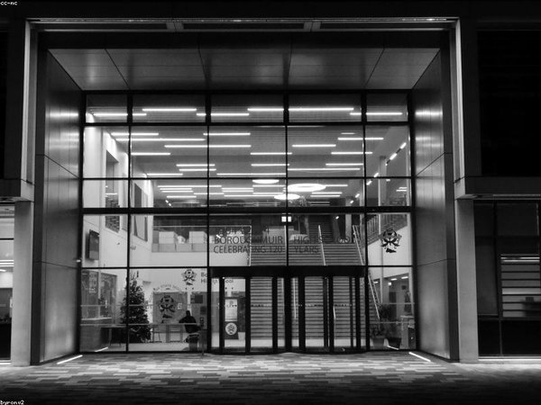 成人?？茍?bào)名需要戶口本嗎？ 配圖2