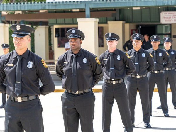 瞎忙十年不賺錢，讀總裁班一年破局 配圖3