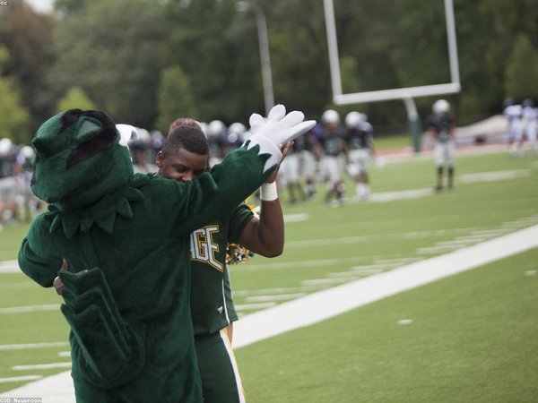 清友會商學(xué)院的企業(yè)實踐基地有多少個？ 配圖1