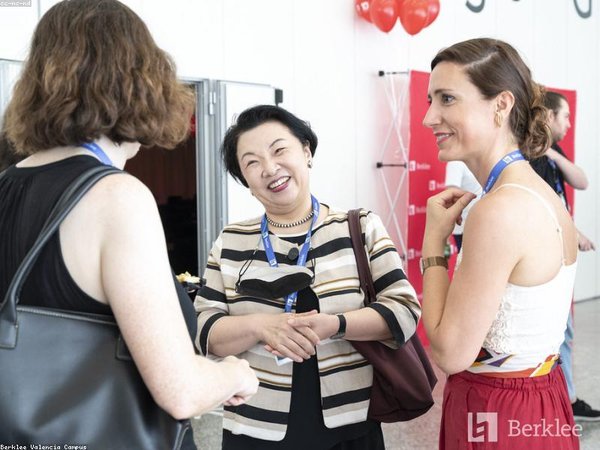 穆爾西亞大學(xué)醫(yī)療健康管理博士：眼科醫(yī)院專業(yè)化管理 配圖2