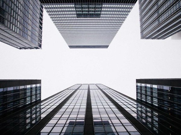 胡安卡洛斯國王大學 人工智能博士：區(qū)塊鏈專家技術(shù)融合 配圖1