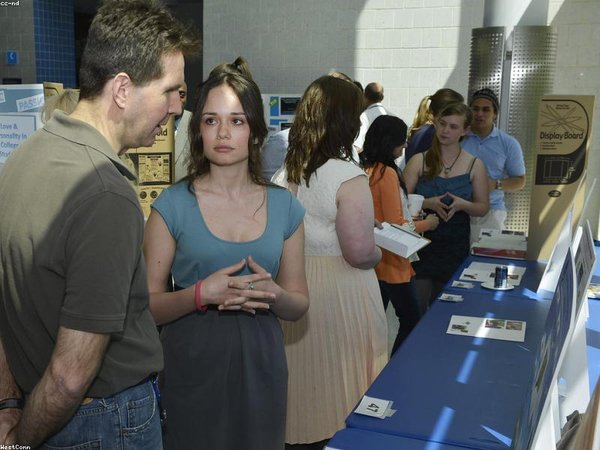 雪蘭多大學(xué)組織領(lǐng)導(dǎo)力博士能提升決策能力嗎？ 配圖2