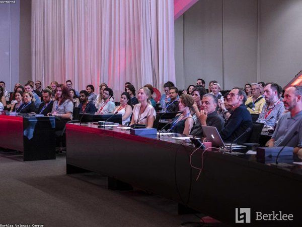 胡安卡洛斯國王大學(xué)臨床醫(yī)學(xué)博士適合婦產(chǎn)科醫(yī)生嗎？ 配圖3