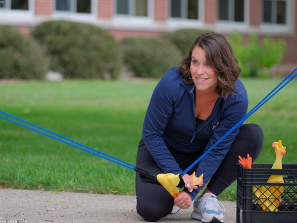 人才留不??？總裁班揭秘股權(quán)激勵核心 配圖2