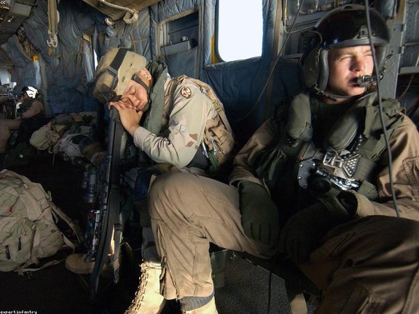 領(lǐng)導(dǎo)力課程師資陣容強(qiáng)大嗎？背景 配圖2